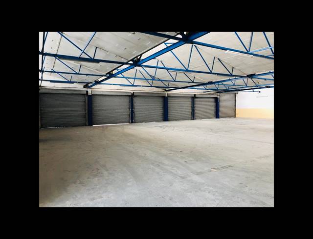 2,577M² WAREHOUSE TO LET IN PAROW INDUSTRIAL